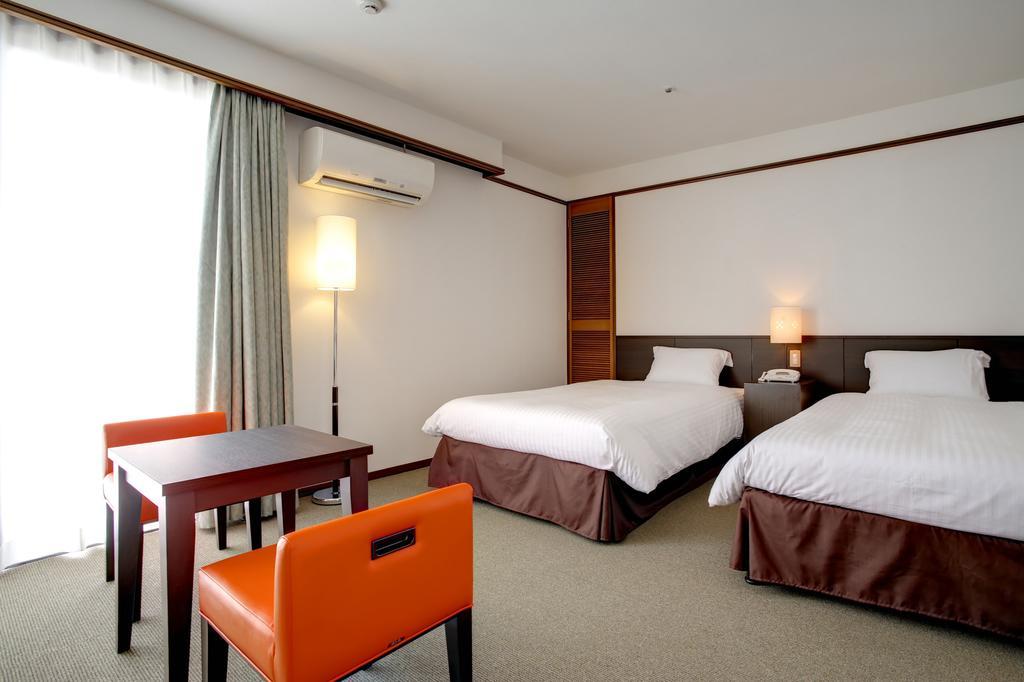 Hotel City Court Naha Habitación foto